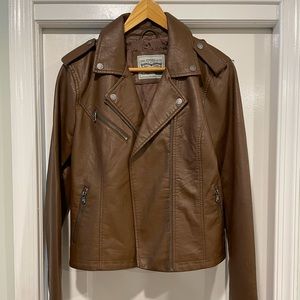 🌈 [Levi’s] Brown faux leather jacket NWOT